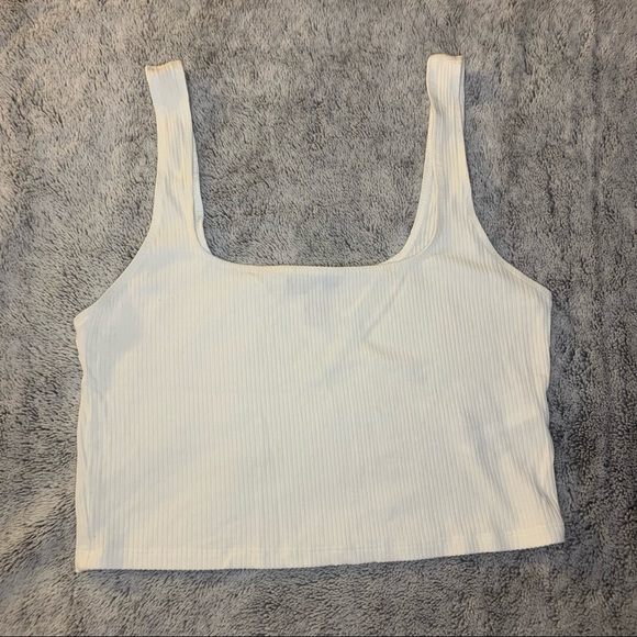 ✨ SOLD ✨ Forever 21 | Knit Cropped Tank Top - Picture 1 of 1